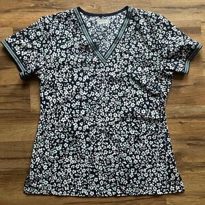 Med Couture women’s scrub top